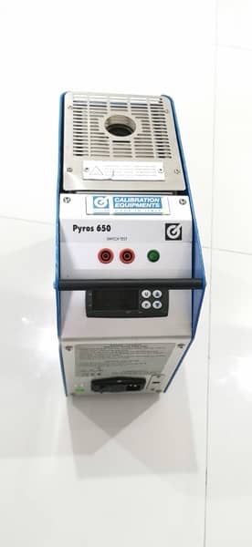 Temperature Calibrator/Dry block calibrator/Dry well Calibrator 13