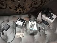 Canon EOS 700D for Sale with complete books and user manuals