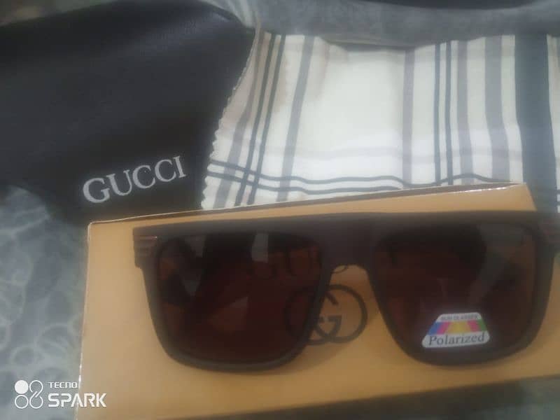 Gucci polarized sunglasses for sell. 4