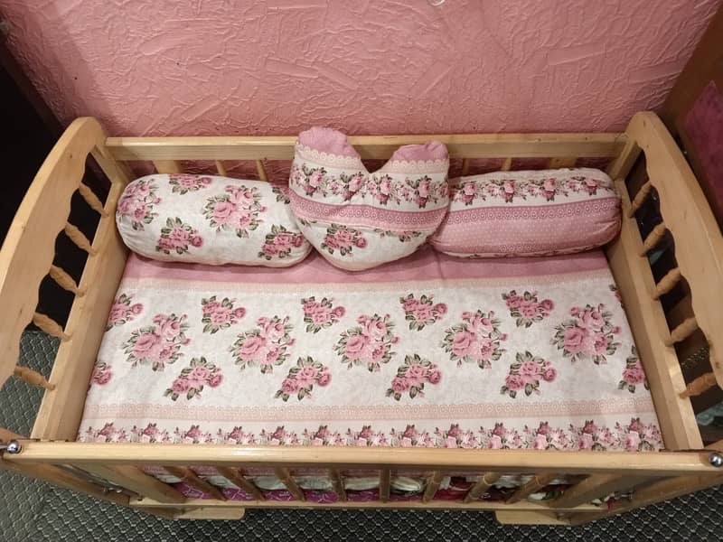 (wooden Baby Cot) with all foams and covers 1