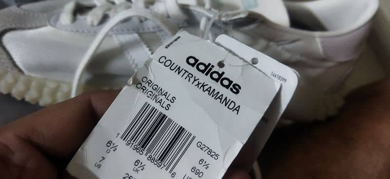 Adidas original kamanda shoes 7