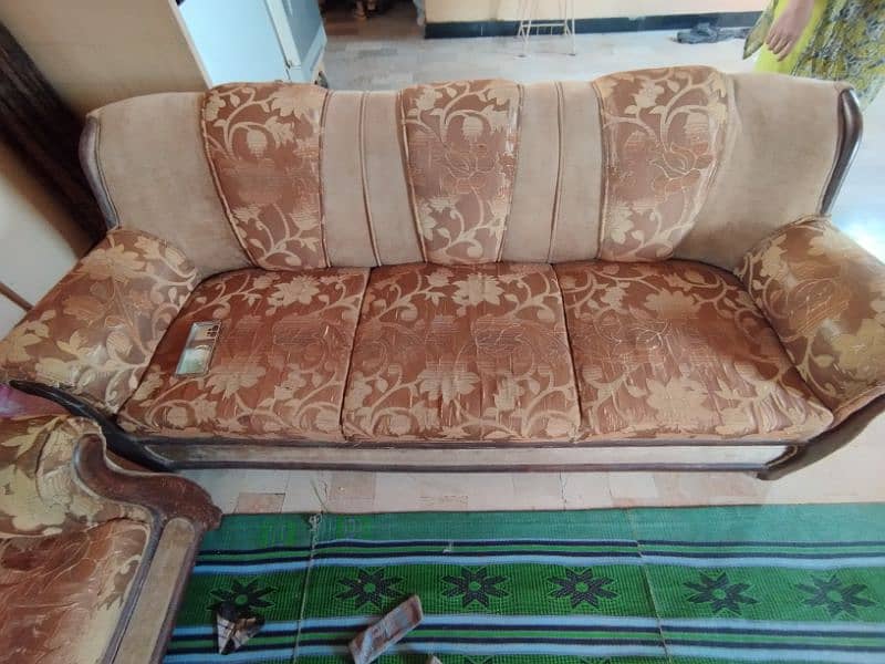 7 seater sofa set with table 3