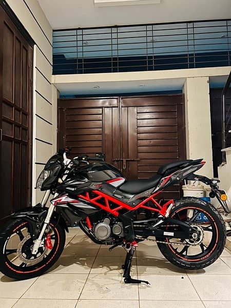 Benelli TNT150I 2019 5