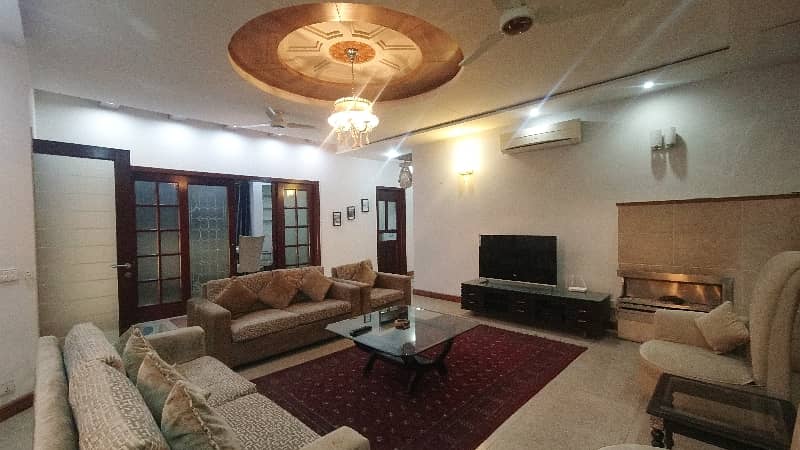 A Prime Location House Of 1 Kanal In Rs. 525000 8