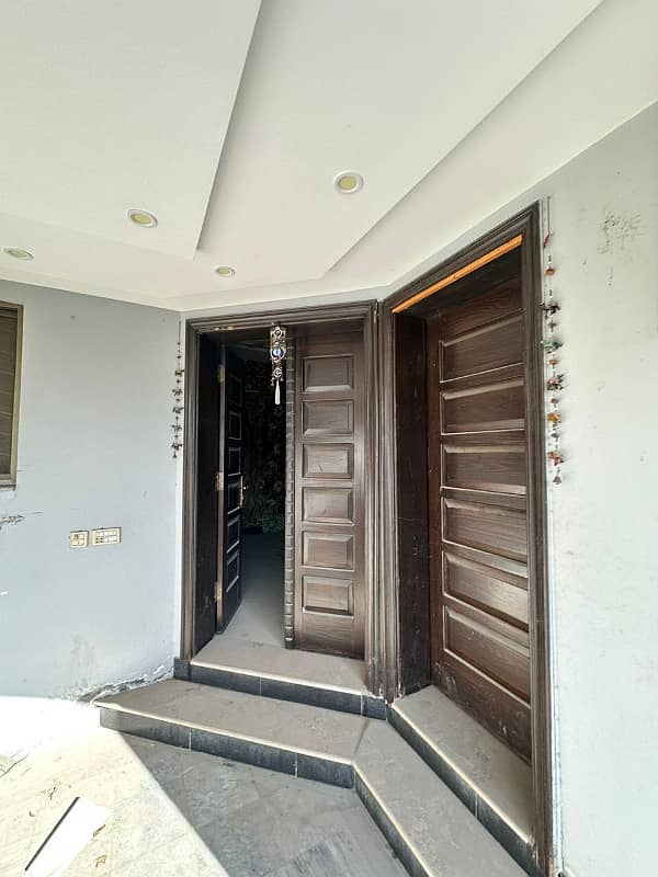 BRAND NEW 5 MARLA HOUSE FOR SALE IN LOW BUDGET 12