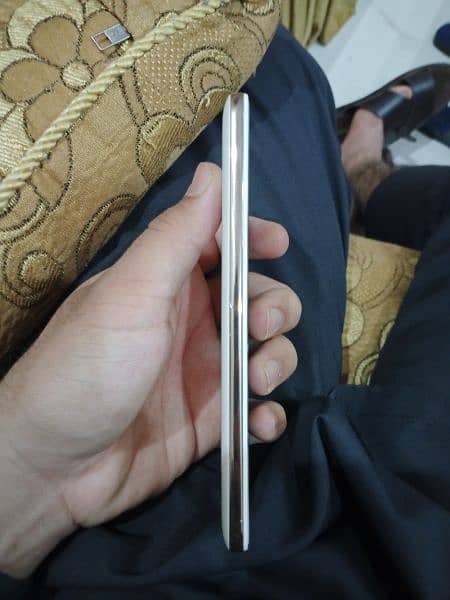 best condition mobile with low price 3