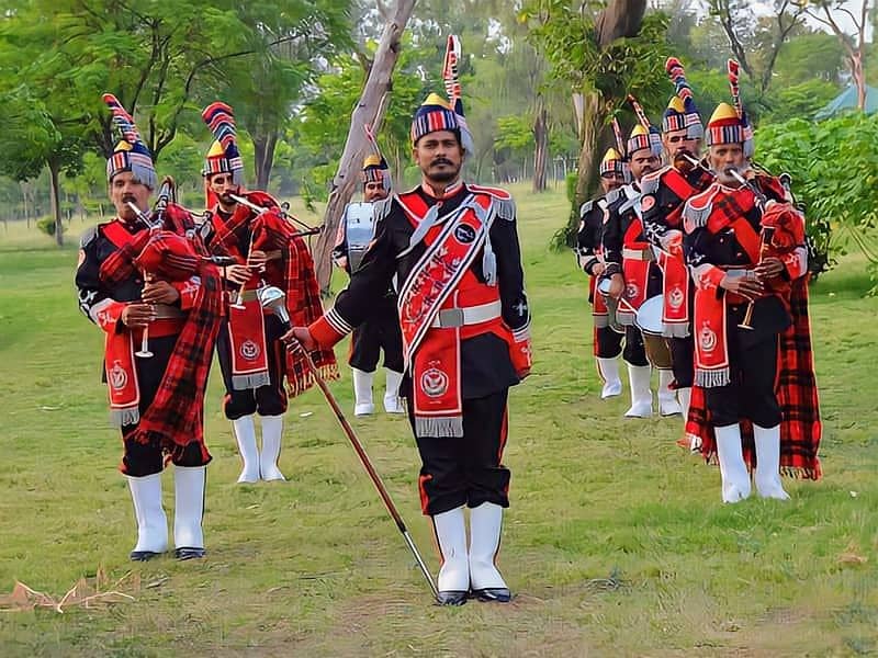 Sawan Babu Fauji Band and Dhol Group 1