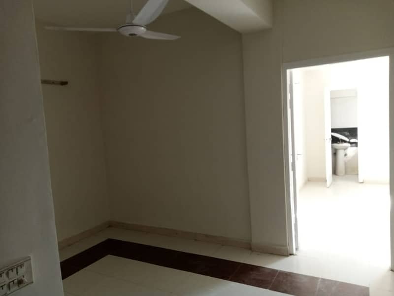 1 Bed Apartment For Sale In D-17 Islamabad Arcade. 4