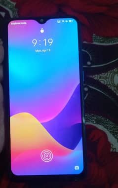Realme XT
8 GB Ram 128 GB Rom
With box and orignal charger