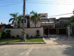 House For Sale Is Readily Available In Prime Location Of Valencia - Block B