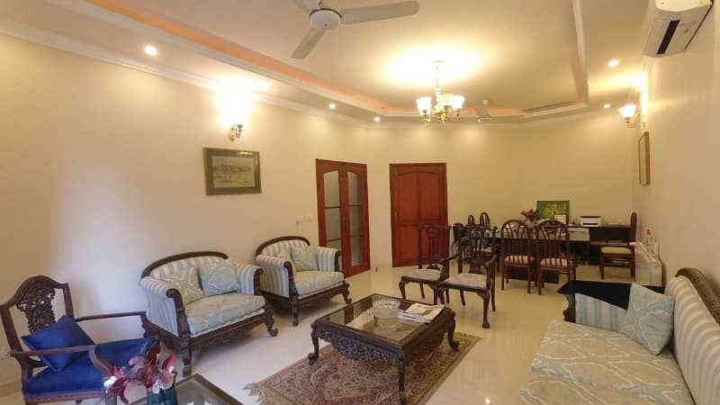 16 Marla Double Unit House Available For Sale In E-11/2 Islamabad. 15
