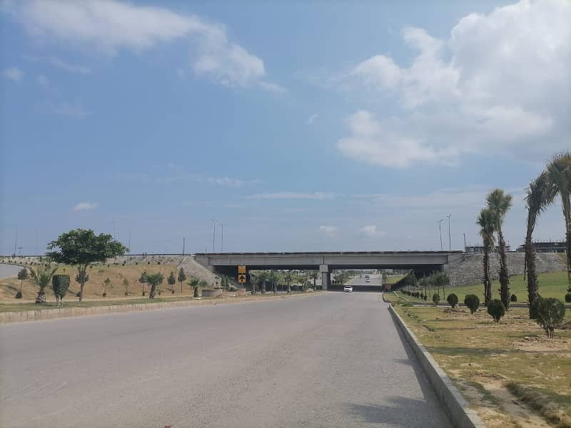 14 Marla Residential Plot Available For Sale In Chinab Block Mumtaz City Islamabad. 18