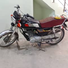 "Reliable and Stylish: Honda 125 for Sale"