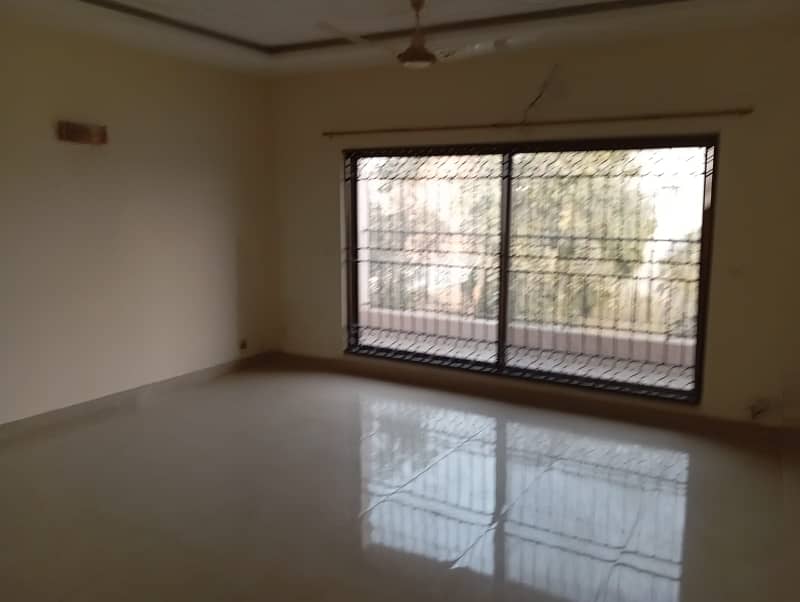 1 Kanal Upper Portion Available For Rent 11