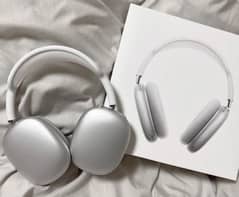 apple headphone white colour