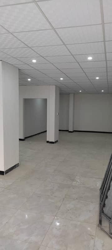 DEFENCE 1600 Square Feet Ground Floor For Rent For Office/Showroom Space 0