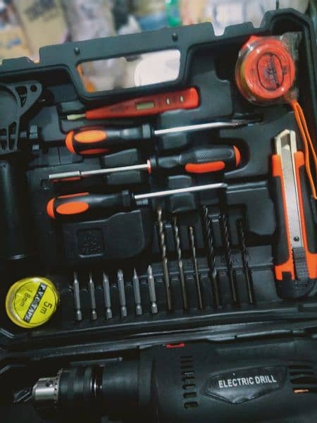 Electric Drill with complete accessories 1