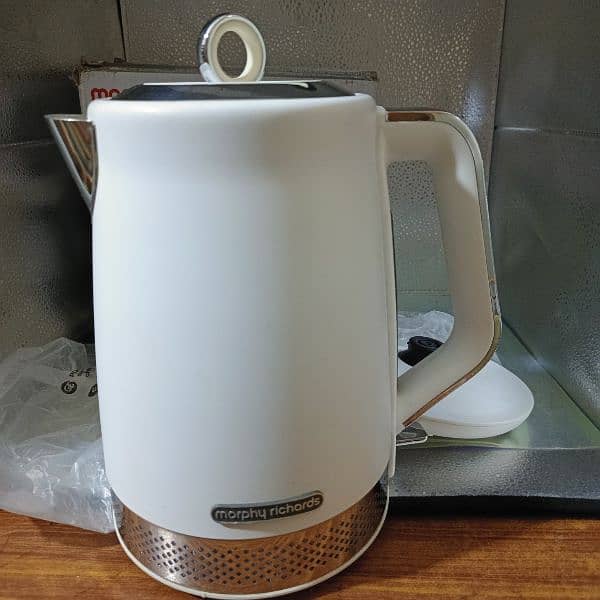 Electric kettle 5