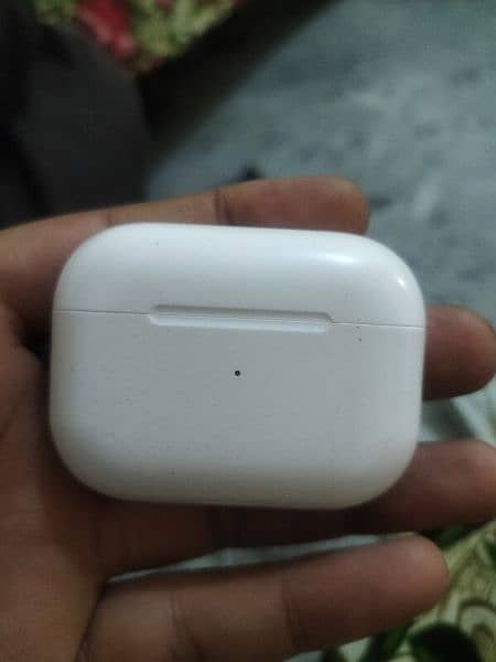 airpods only charging box 3