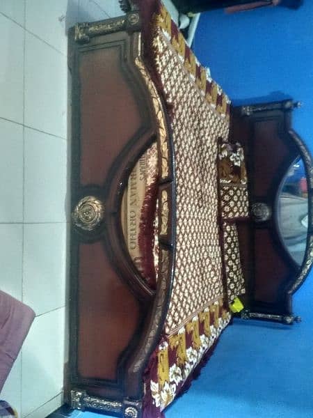 bed for sale in new condition with mattress 2
