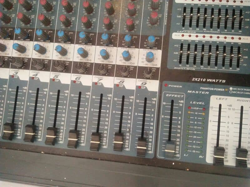 Sp2 sound system and Peavy power mixer with all accessories 11