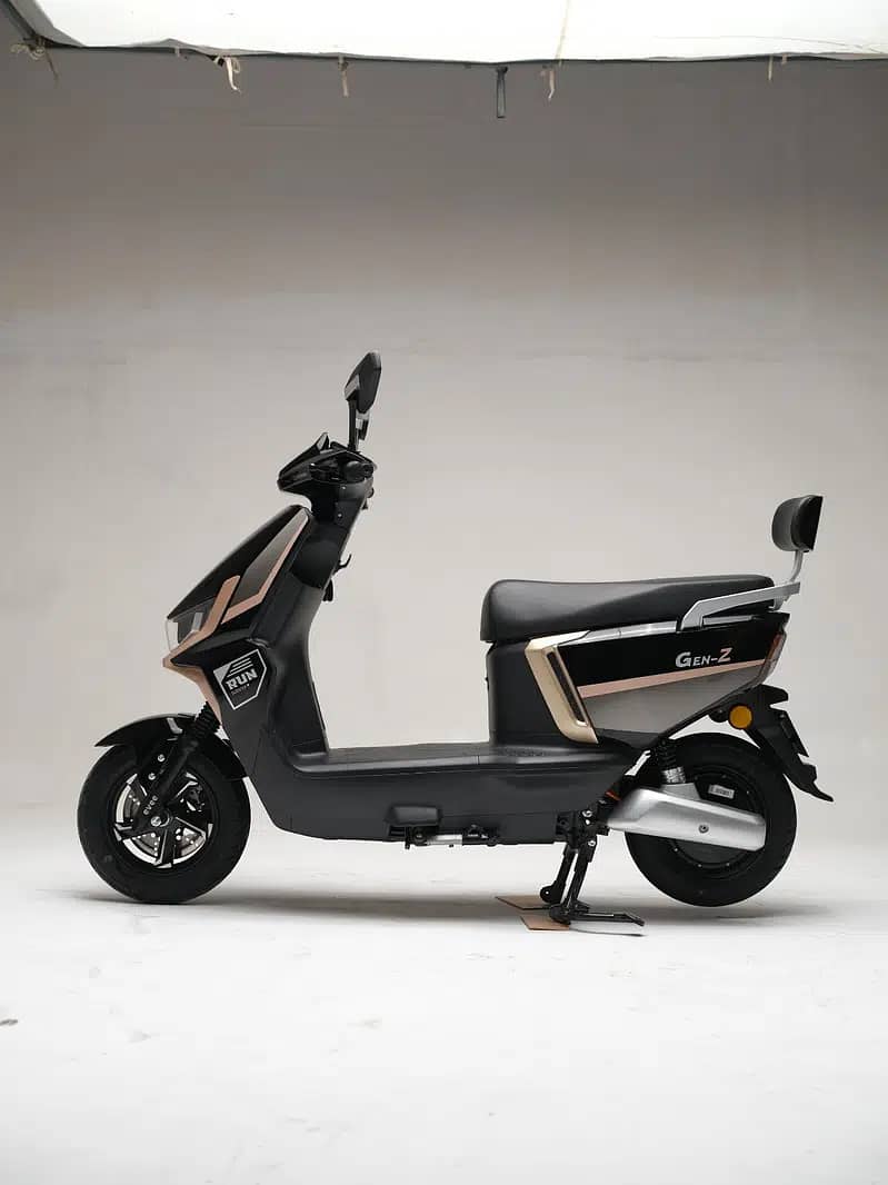 Evee Electric Scooty GenZ 2024 3
