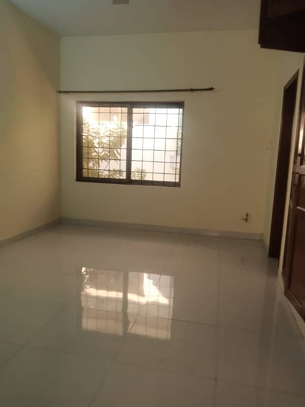Upper Portion Available For Rent 1