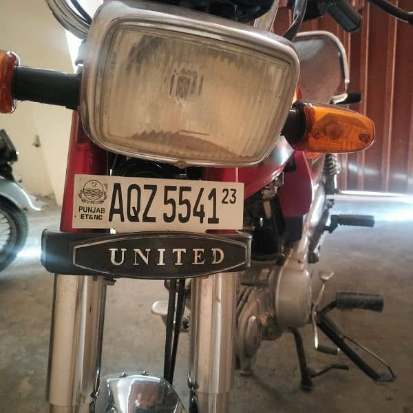United 70 Motorcycle 8
