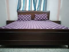 King size bed set