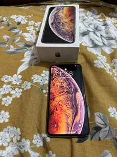 iphone Xs max 64 gb PTA approved 10/10 condition with box