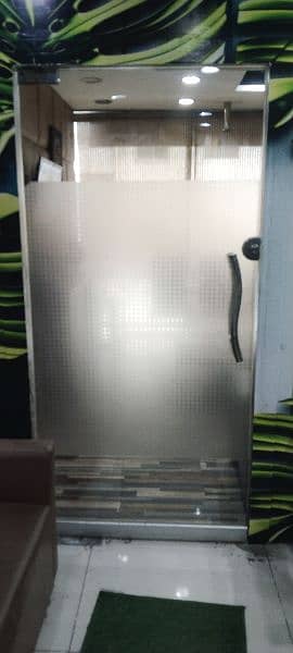 glass door with machine 1