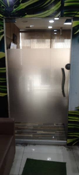 glass door with machine 2