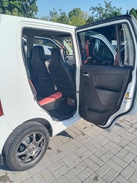 Suzuki Wagon R . VXL
side showered inner sell by sell suspension 100% 4