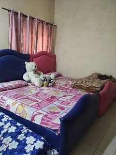 Two double beds for sale 0