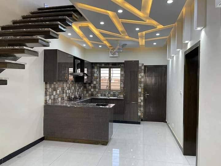 3 YEARS EASY INSALLMENTS PLAN HOUSE FOR SALE PARK VIEW CITY LAHORE 11