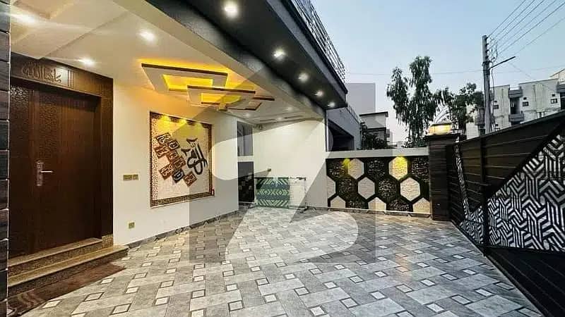 5 BEDS BRAND NEW 10 MARLA HOUSE FOR SALE CENTRAL PARK LAHORE 2