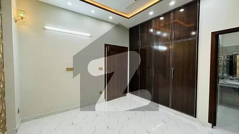 5 BEDS BRAND NEW 10 MARLA HOUSE FOR SALE CENTRAL PARK LAHORE 14