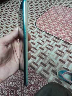 oppo f15 good condition 10/10 full boks 1 handed youse 03144666182
