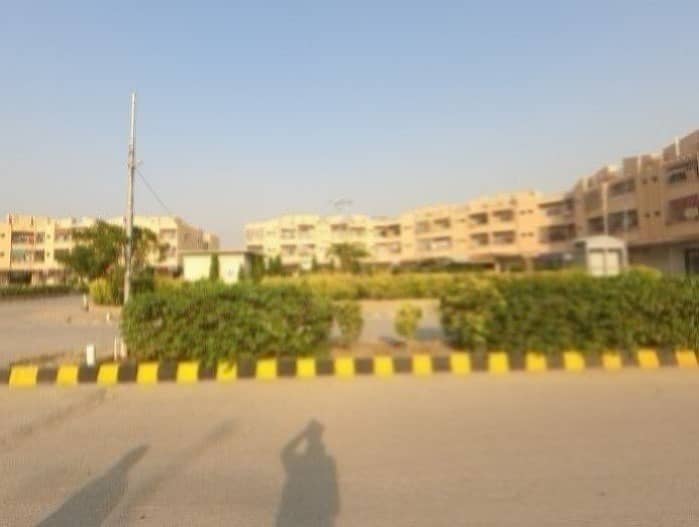 Flat Spread Over 393 Square Feet In KN Gohar Green City Available 10