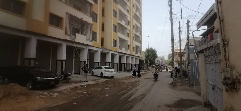 Centrally Located Flat Available In Gohar Complex For Sale 6
