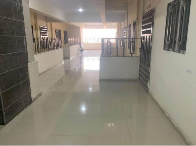 Centrally Located Flat Available In Gohar Complex For Sale 20