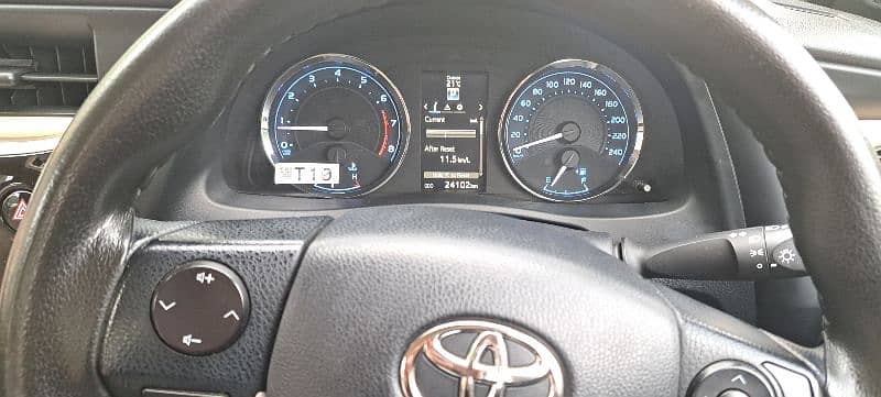 Toyota corolla Altis 1.6 X 6