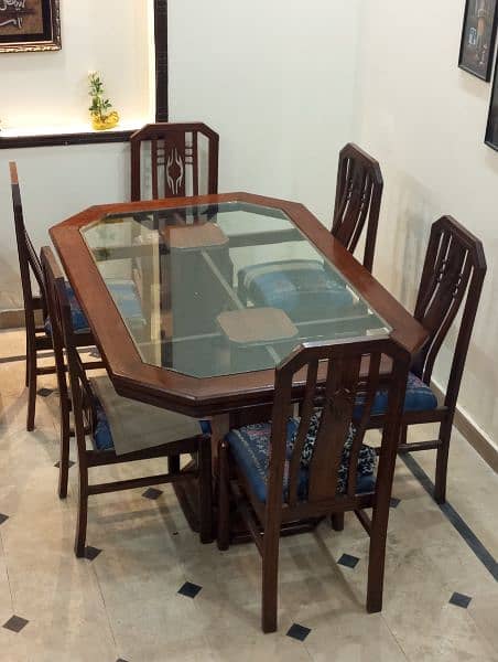 Dining Table / 6 Seater / Pure Wood 1