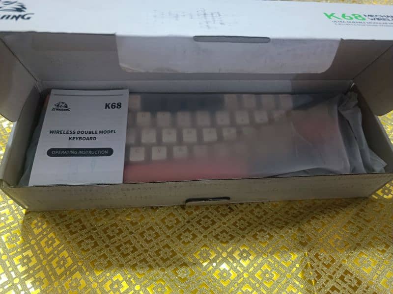 Mechanical Wireleass keyboard K68 Ziyoulang Gaming Keyboard 1