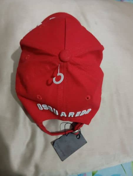 DSQUARED2 Red Cap 2