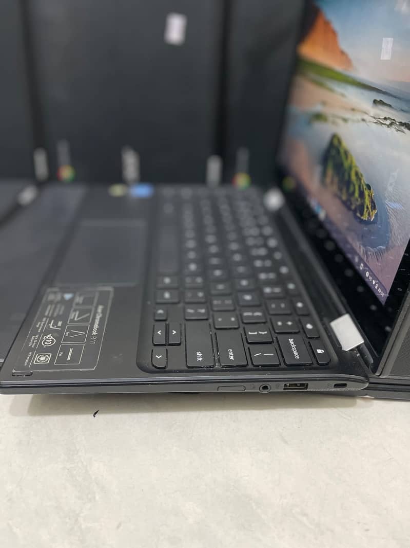 Acer | ChromeBook R11 | Touch Screen 1