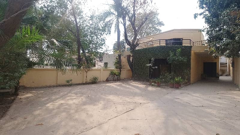 Get Your Dream Prime Location House In Gulberg 4 Lahore 1
