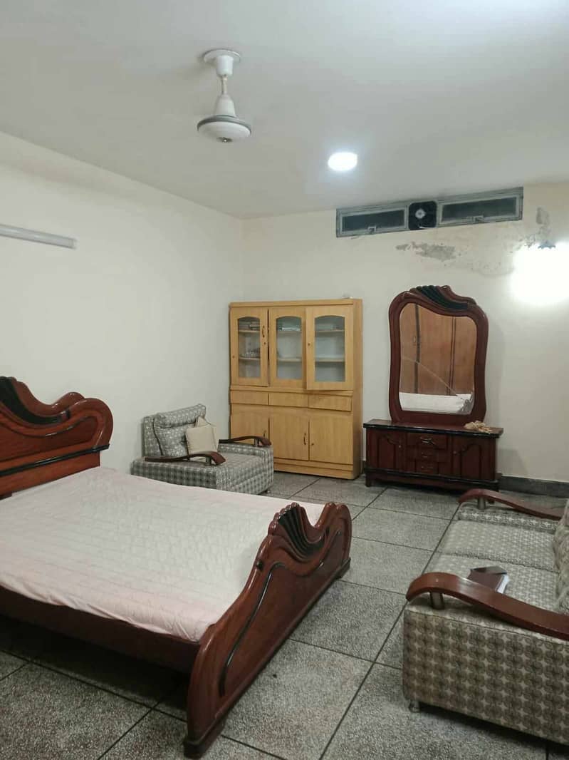 Girls hostel I-8  /single room/2seater room/room/paying guest 1