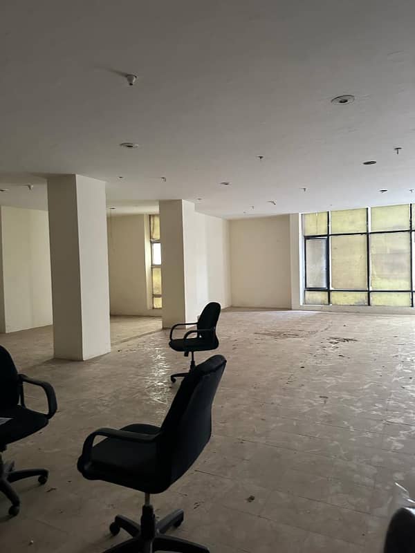 1800 Square Feet Office Available For Rent At Main Boulevard Gulberg 19