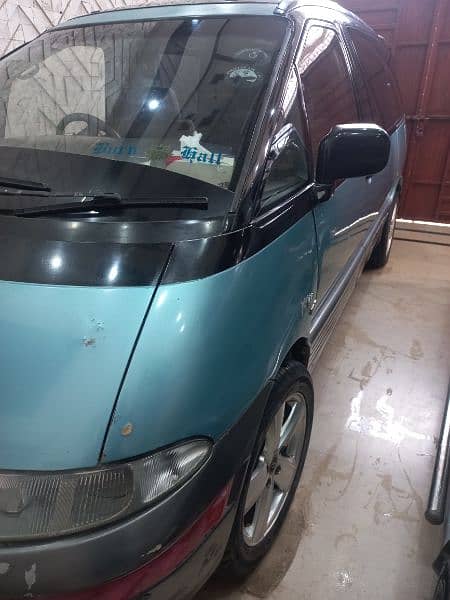 Toyota estima good condition and home used 12